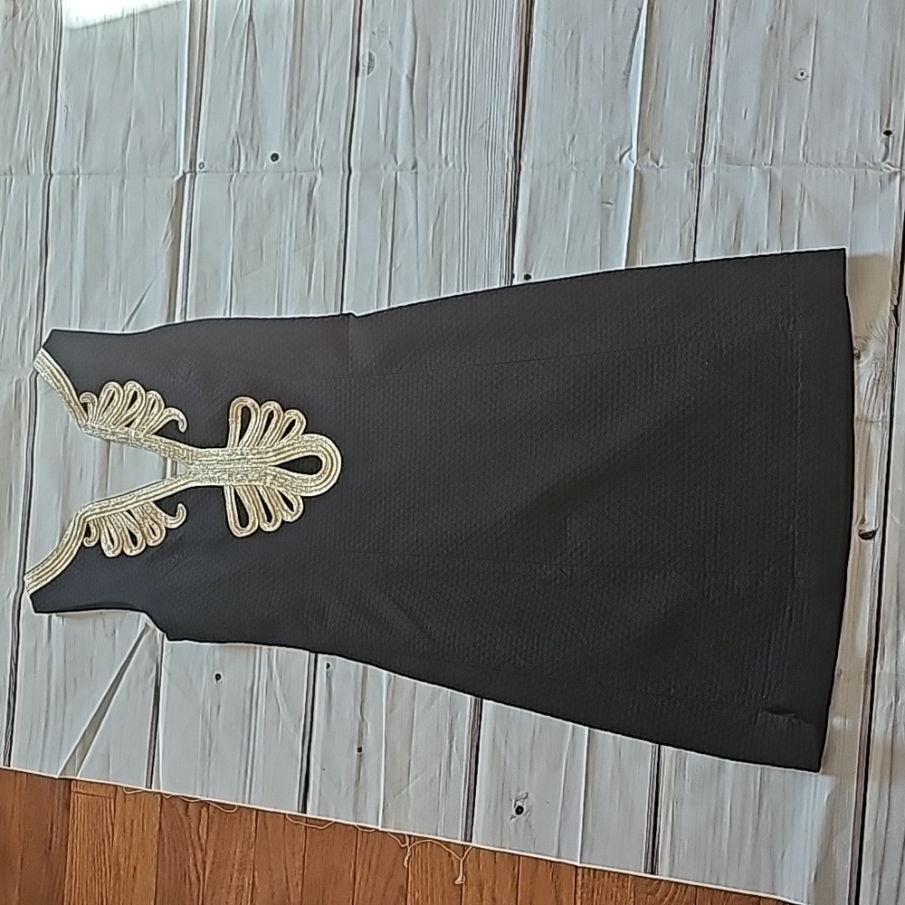 Black Lilly Pulitzer dress with elegant gold detail 2